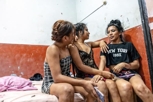 Tres mujeres trans resisten en el Centro de Lima